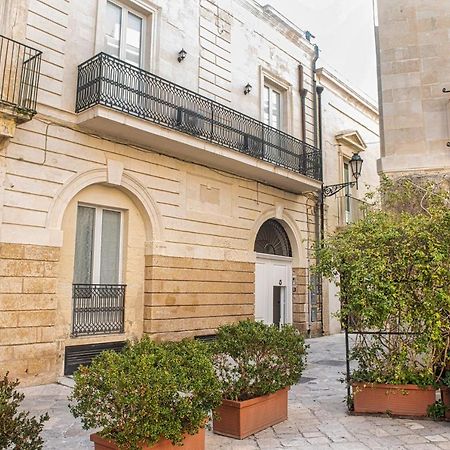 Апартаменти Lecce Santa Chiara Terrace Piano Rialzato Екстер'єр фото